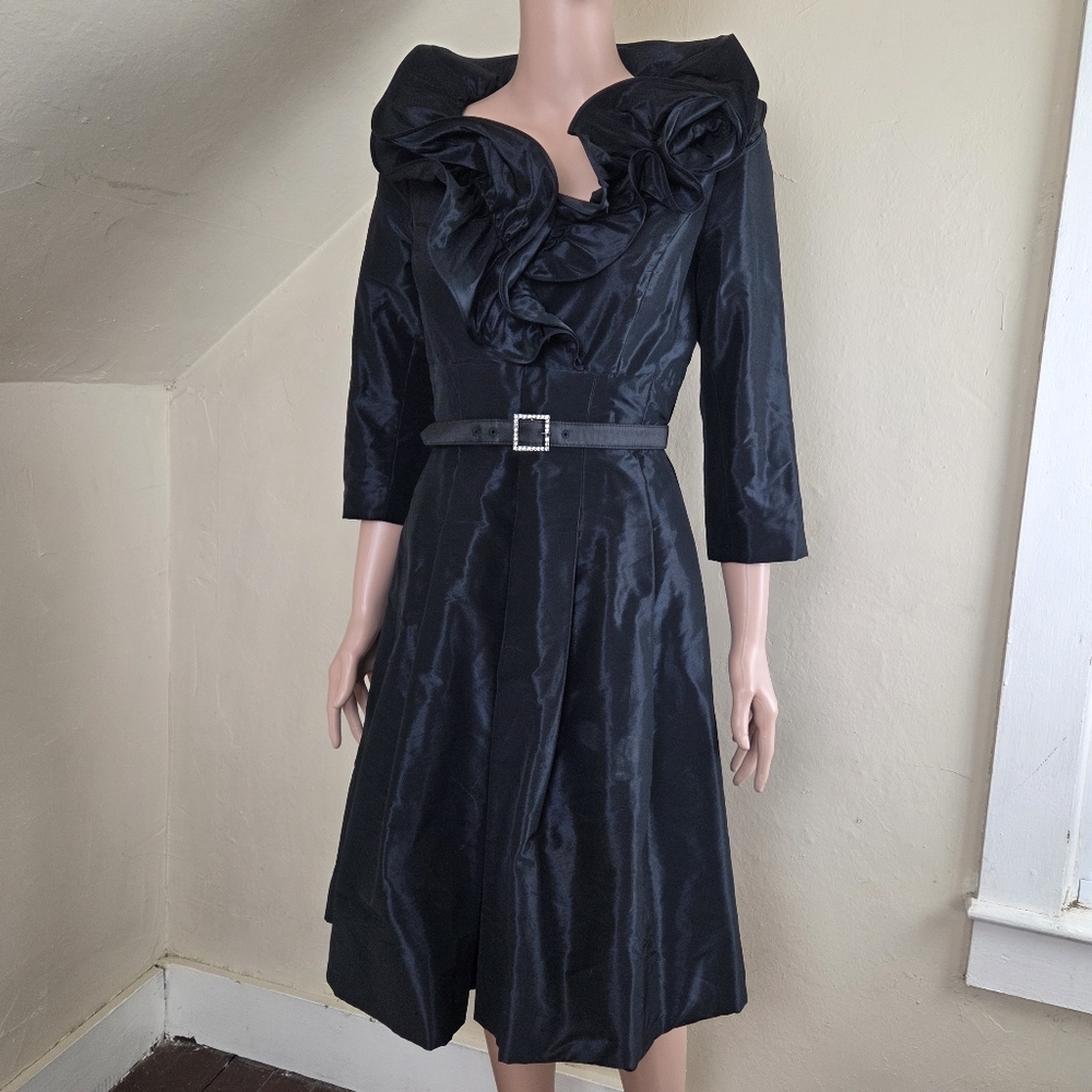 Rickie Freeman for Teri Jon Black Taffeta Cocktail Dress Size 6 Ruffle Neckline